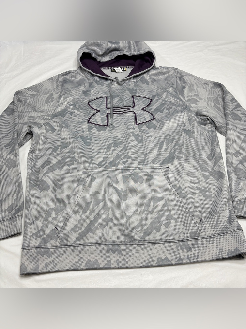 Under Armour Gray Camo Purple Logo Hoodie Sweatshirt Men’s XL Loose Fit
